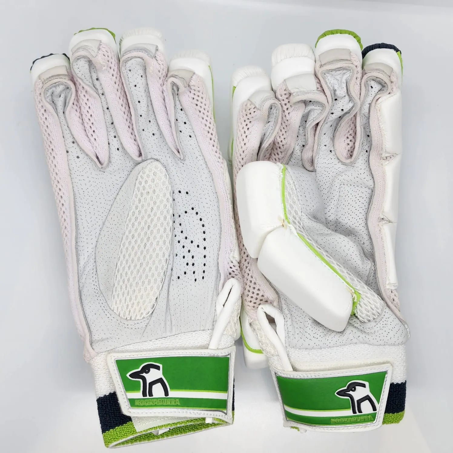 Kookaburra Batting Gloves, Kahuna Players Cricket Batting Gloves Green, Adult RH